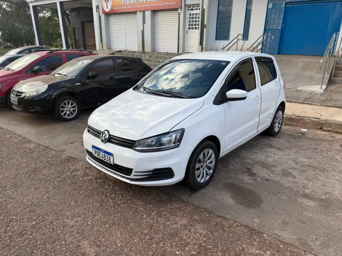 Volkswagen Fox Trendline 1.0 Flex 12V 5P 2016