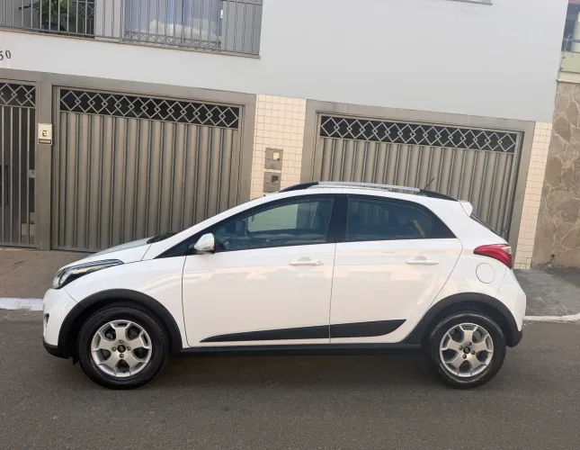 Hyundai HB20X Style 1.6 Flex 16V Mec. 2015