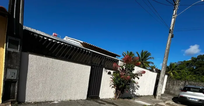 Linda casa em CONDOMÍNIO RESIDENCIAL ELDORADO 