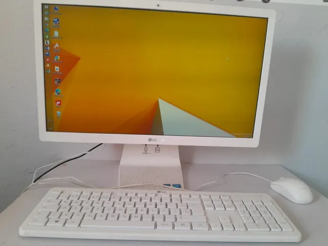 Computador LG All in One novo