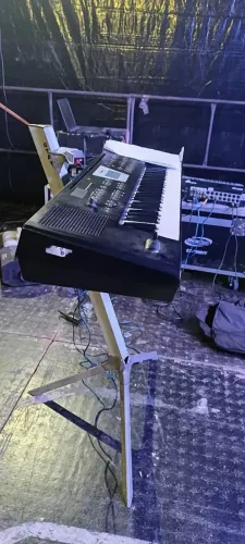 Teclado Roland Bk3