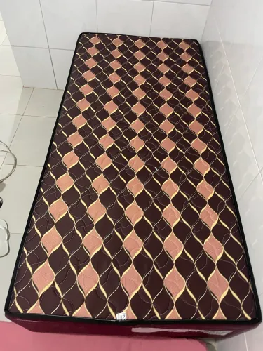 Cama solteirão para vender rápido