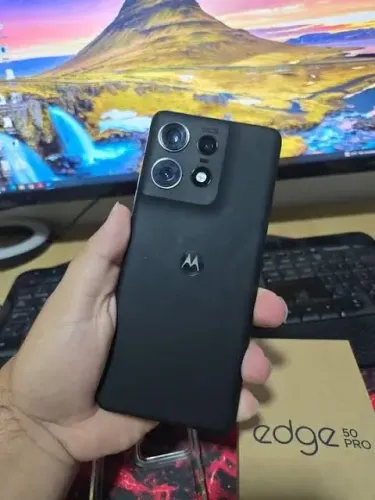 MOTO 50 PRO 5G NA CAIXA 2500,00