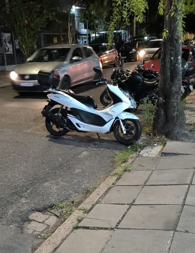 PCX 2015 excelente estado de conservação aceito trocas