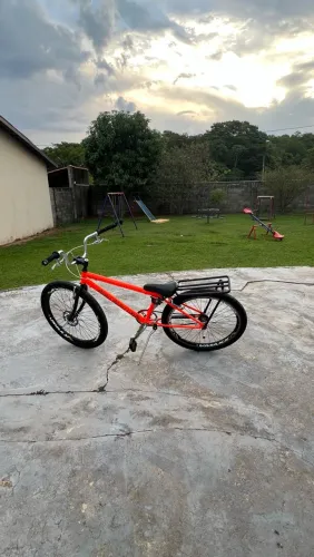 Bike montadinha com nota fiscal