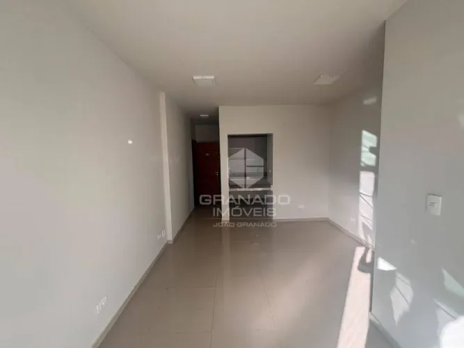Apartamento com 3 dormitórios para alugar, 77 m² por R$ 3.800,00/mês - Centro - Maringá/PR