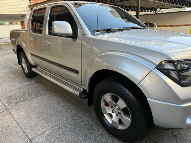 Nissan Frontier XE CD 4X4 2.5 TB Diesel 2012