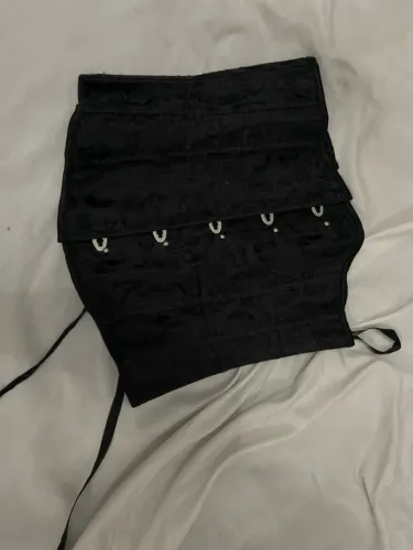 corset e meia arrastão de brinde
