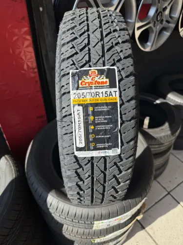 Pneu 205/70/15 Remold Crystone A/T (instalação grátis)