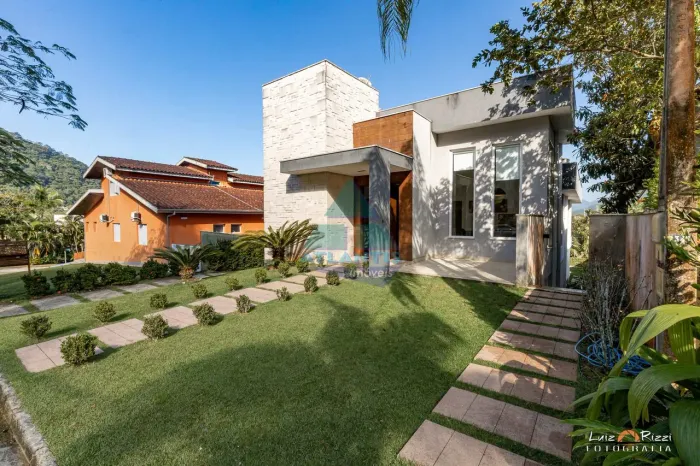 Casa com 4 quartos, Lagoinha - Condomínio Recanto da Lagoinha, Ubatuba - R$ 3.5 mi, Cod: 2