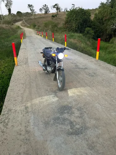 Titan 150 es 2007