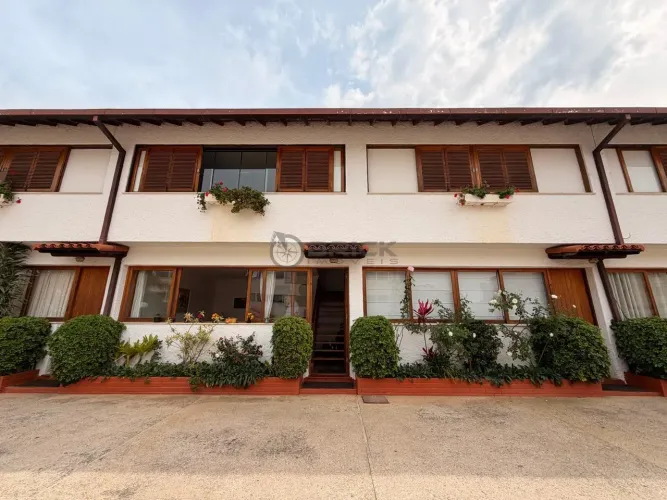 Casa em condomínio para locação com 3 quartos, 80.12 m² no Alto - Teresópolis/RJ.
