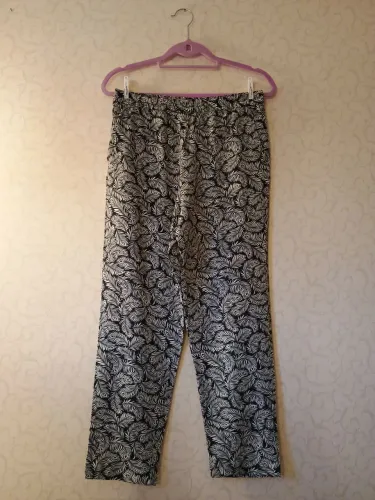 Calça H&M estampada preta e branca em viscose | tam 38