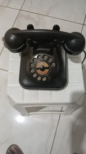 Telefone ?