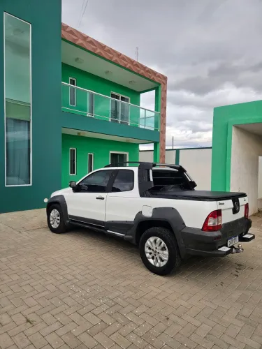 Fiat Strada Adventure1.8/ 1.8 Locker Flex CD 2013