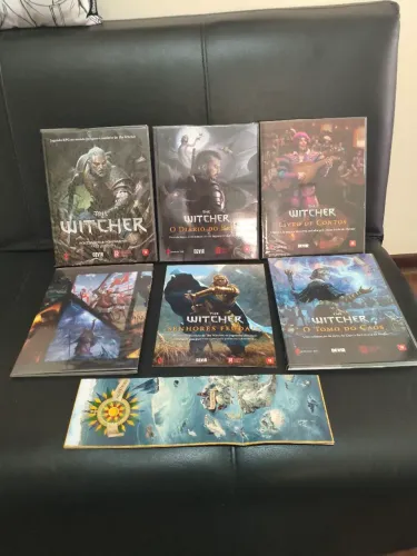 Coleção Livros RPG the Witcher devir (completo + extras) - 7 itens ao todo