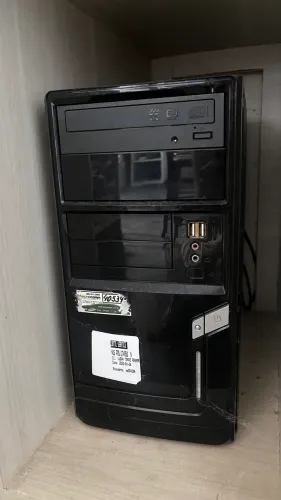 Monitor: LG Flatron W1943SE + CPU+ duas caixas de som 