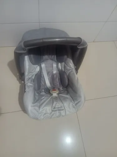 Bebê conforto usado