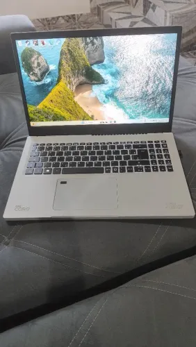 Notebook Acer aspire av15 51
