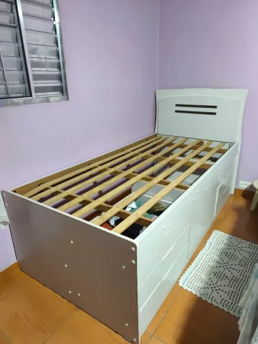 Cama solteiro com 7 gavetas
