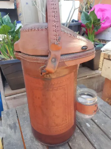 Garrafa térmica tereré em couro 3 LT