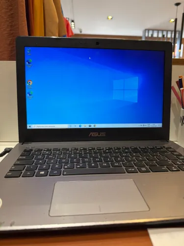 Notebook ASUS Core i3-4GB RAM - 500GB