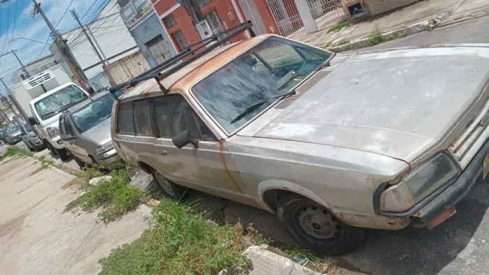 Ford Belina L 1.8/ 1.6 1985