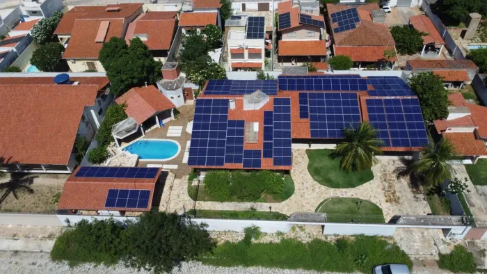 Casa de Alto Padrão à Venda no bairro Costa e Silva em Mossoró/RN!