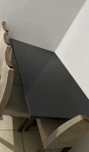 MESA COM 6 CADEIRAS 