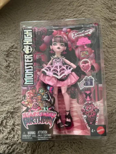 Monster high draculaura lacrada scary sweet birthday