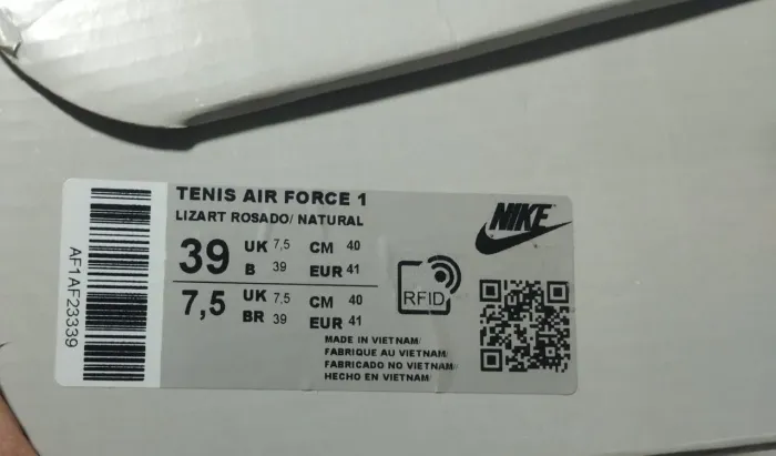 Tênis Nike novo