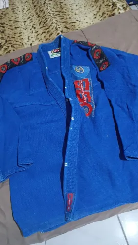 Vendo kimono OSS | Bom estado | A3 | PRA VENDER HOJE!