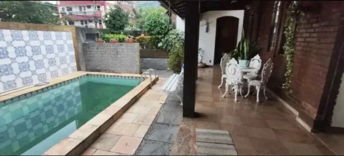 LINDA CASA A VENDA