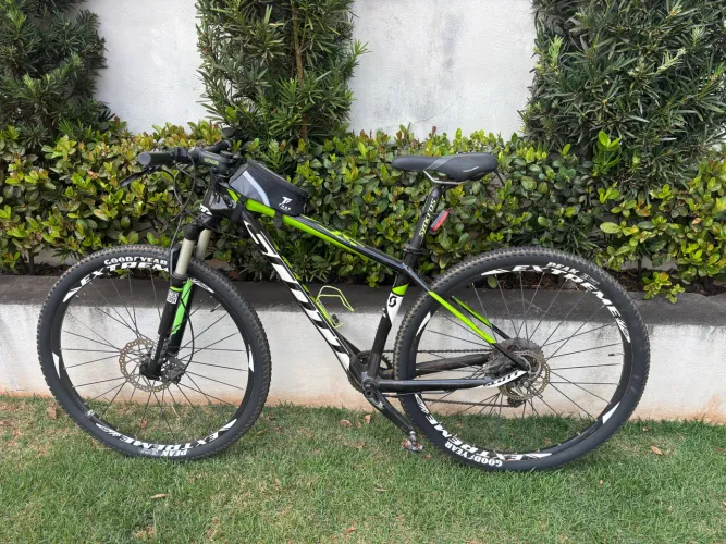 Bicicleta Scott Carbono - Aro 29