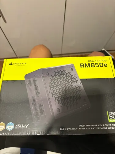 FONTE NOVA CORSAIR RM850e 850w 