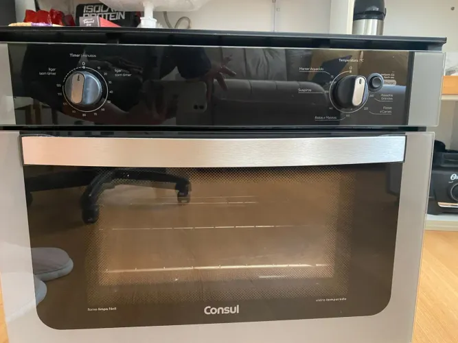 Forno de embutir elétrico 47L Consul 220v