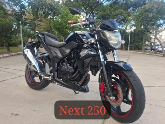 Dafra Next 250