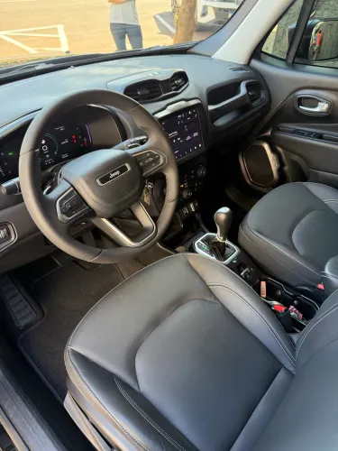 Jeep Renegade Long. T270 1.3 TB 4X2 Flex Aut. 2024