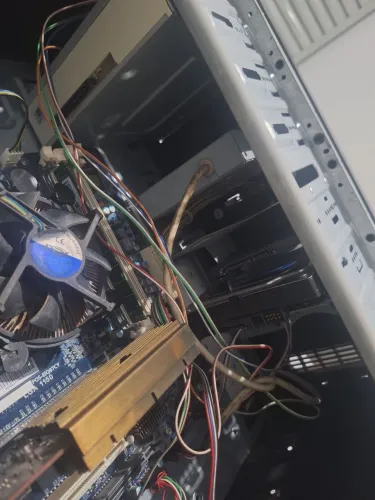 OPORTUNIDADE!! PC PARA RETIRADA DE PEÇAS