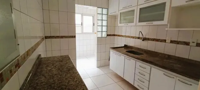 Imóvel para aluguel com 90 metros quadrados com 3 quartos em Jardim dos Estados - Taubaté