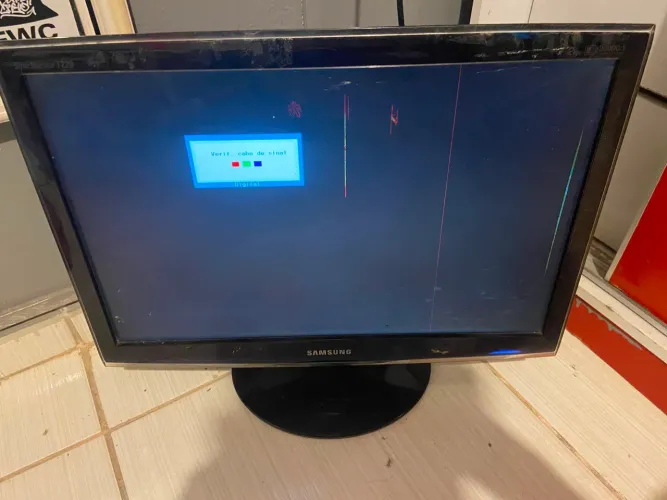 Monitor da Samsung 22 polegadas