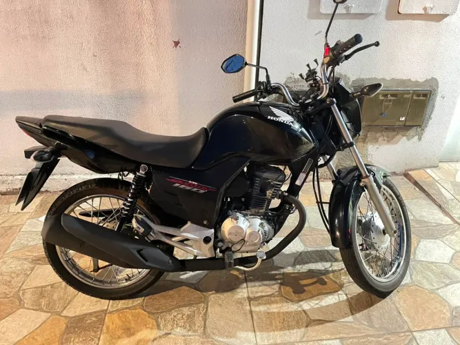 Alugo moto para Uber ,99 ou particular