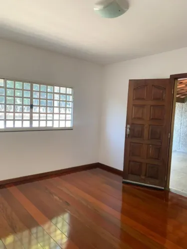 Casa com 4 quartos à venda em Belo Horizonte