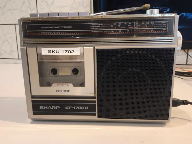 Rádio gravador Sharp GF-1780B FUNCIONANDO LEIA A DESCRIÇÃO