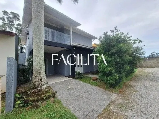 Casa em condomínio com 3 quartos no bairro Campeche, Florianópolis.