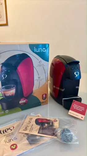 VENDO CAFETERIA LUNA