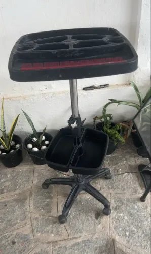 Carrinho auxiliar salão
