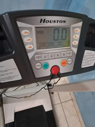 Esteira Elétrica houston 110kg corre até 10KmH