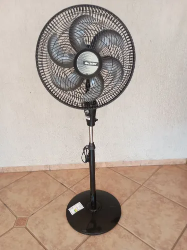 Ventilador Mallory pedestal