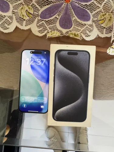iPhone 15 pro pra sair logo